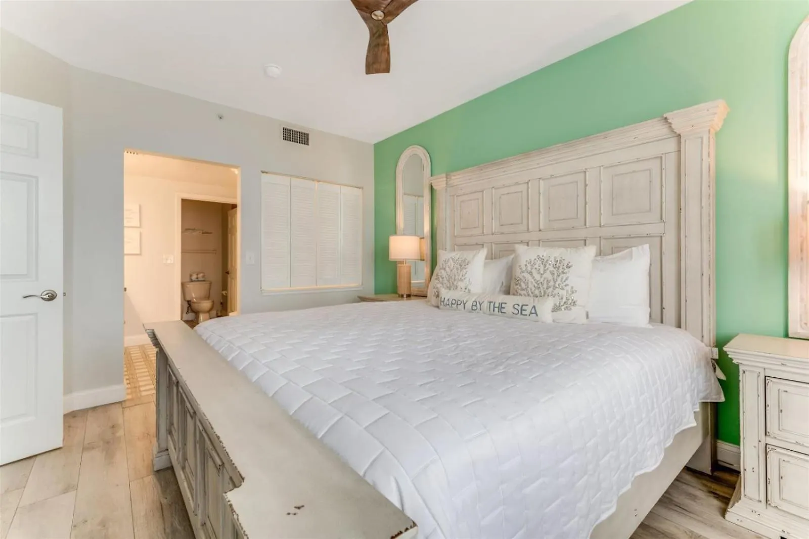 Unit 1404 Ocean Walk - 3 Bedroom Ocean Front Daytona Beach